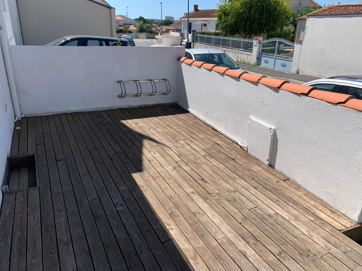 Appartement Tout Confort En Mezzanine A 20Mn A Pied Du Centre-Ville Avec Tv Et Wifi La Rochelle  Exterior foto