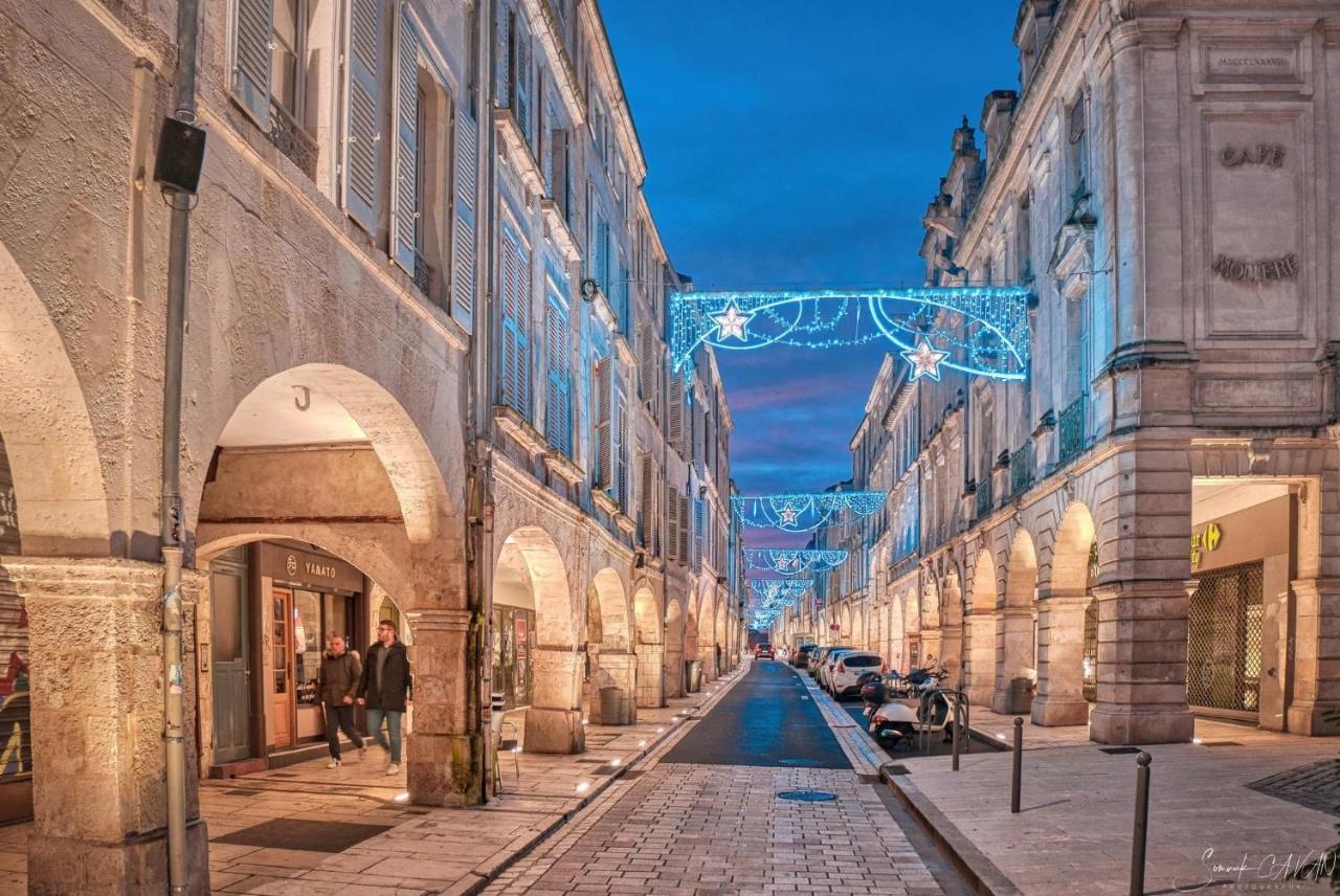 Appartement Tout Confort En Mezzanine A 20Mn A Pied Du Centre-Ville Avec Tv Et Wifi La Rochelle  Exterior foto